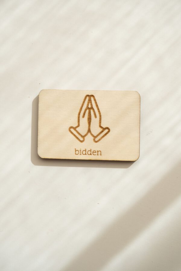 bidden kind slapen bedritueelbord